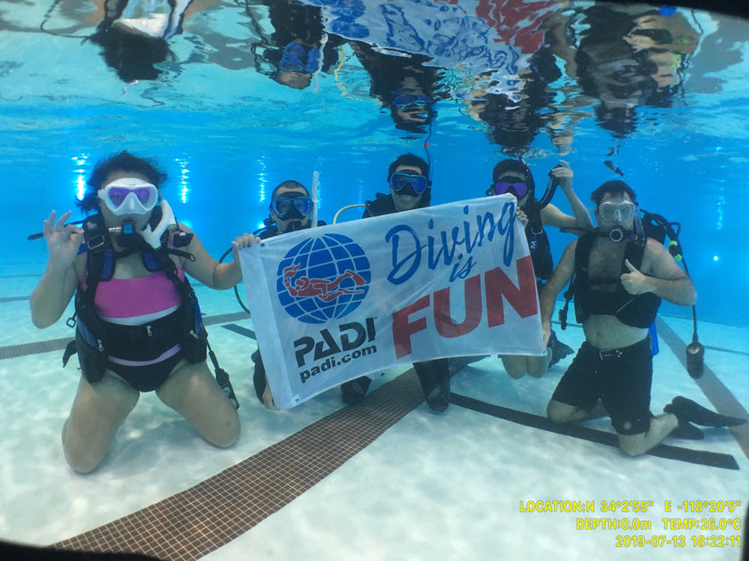 Blue Holic Pool Session | July 13th 2019